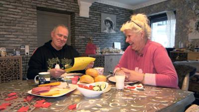 Die Wollnys - Eine schrecklich große Familie: Staffel 16, Folge 18: 10 Jahre Silvia & Harald! Ein Jubiläum mit Hindernissen