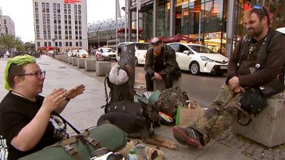 Hartz Rot Gold: Staffel 3, Folge 88: Besondere Umstände