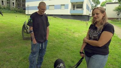 Hartz Rot Gold: Folge 75: Ein neues Familienmitglied