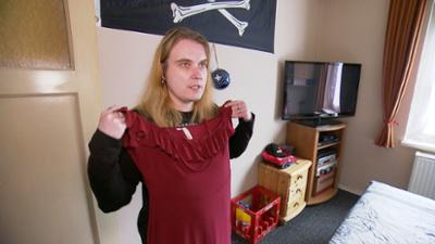 Hartz Rot Gold: Staffel 4, Folge 32: Das Aufgebot