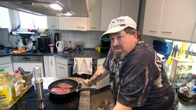 Hartz Rot Gold: Staffel 3, Folge 83: Gemeinsam voran