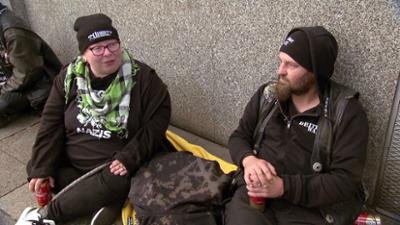 Hartz Rot Gold: Staffel 4, Folge 11: Die einen auf der Baustelle, die anderen auf dem Kiez