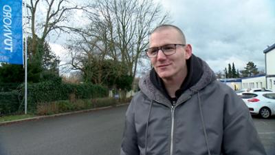 Hartz Rot Gold: Staffel 4, Folge 13: Fristlose Kündigung