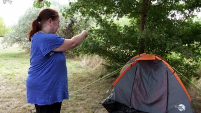 Hartz und herzlich: Staffel 7, Folge 28: Abenteuer Zelt