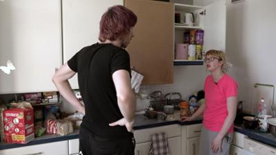 Hartz und herzlich: Staffel 10, Folge 16: Umzug ins Mutter-Kind-Heim