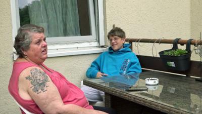 Hartz und herzlich: Staffel 11, Folge 102: Erste Male