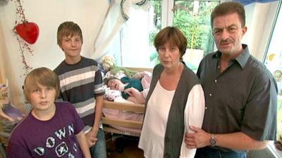 Zuhause im Glück - Unser Einzug in ein neues Leben: Staffel 7, Folge 15: Nervlich und finanziell am Ende