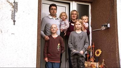 Zuhause im Glück - Unser Einzug in ein neues Leben: Staffel 6, Folge 23: Gilbert braucht Hilfe bei der Renovierung des Eigenheims