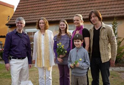 Zuhause im Glück - Unser Einzug in ein neues Leben: Staffel 7, Folge 5: Neun Jahre Leben auf einer Baustelle Zuhause im Glück - Unser Einzug in ein neues Leben: Staffel 7, Folge 5: Neun Jahre Leben auf einer Baustelle