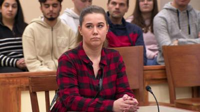 Barbara Salesch: Folge 424: Für das Leben gestraft - Ließ schlimme Namensgebung 24-Jährige Rot sehen?
