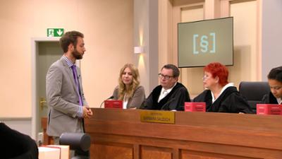 Barbara Salesch: Folge 187: Messer-Attacke auf Professor: War es ein eifersüchtiger Student?