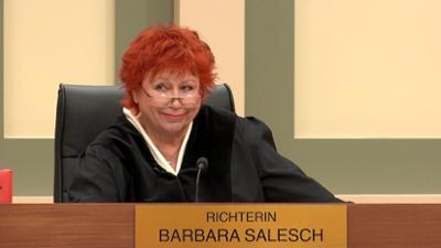 Barbara Salesch: Wollte sich verlassener Verlobter an schusseliger Treuetesterin rächen?