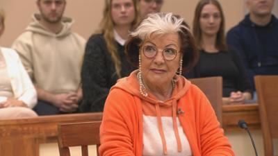 Barbara Salesch: Folge 249: Wollte Mutter die Freundin ihres Sohnes töten?