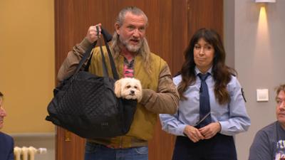 Barbara Salesch: Feuer auf Campingplatz! Wurde Häuschen des Platzwarts aus Liebeskummer angezündet?