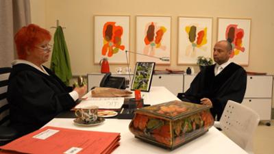 Barbara Salesch: Pausenbrot vergiftet! Wollte Mobbingopfer den Juniorchef mundtot machen?