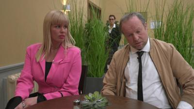 Barbara Salesch: Hat Ehefrau versucht, ihren wehrlosen Mann in der Badewanne umzubringen?