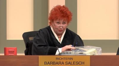 Barbara Salesch: Wurde Lachyogatrainer von aufmüpfigem Kursteilnehmer geknebelt und eingesperrt?