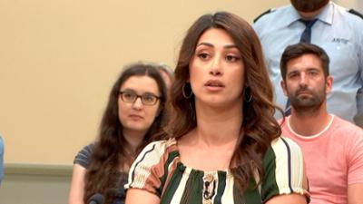 Barbara Salesch: Demolierte Kundin das Auto ihres Friseurs, weil ihr die Frisur nicht gefiel?