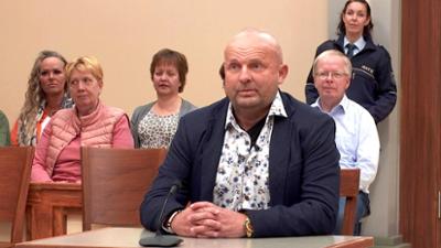 Barbara Salesch: Folge 414: Vergiftet bei Leichenschmaus! Was steckt hinter perfidem Lauge-Anschlag?