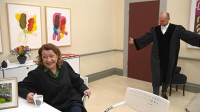 Barbara Salesch: Bei Zirkusshow bestohlen und getreten! Wurde der ulkige Clown zum Bösewicht?