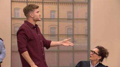 Barbara Salesch: In letzter Sekunde gerettet! Wer wollte dominante Polizistin durch Brandstiftung töten?