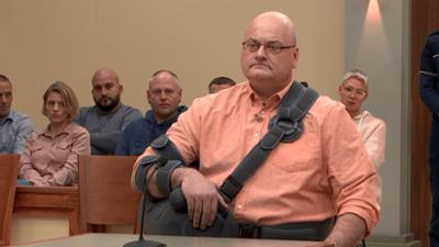 Barbara Salesch: Folge 263: Dubiose Geschäfte - Schüsse auf verhassten Entrümpler