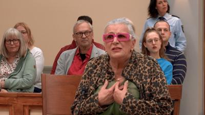 Barbara Salesch: 100.000 Euro Beute! Hat Hotelbesitzerin ihre eigenen Gäste bestohlen?