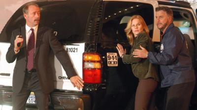 CSI: Den Tätern auf der Spur: Folge 9: Tanz auf dem Vulkan