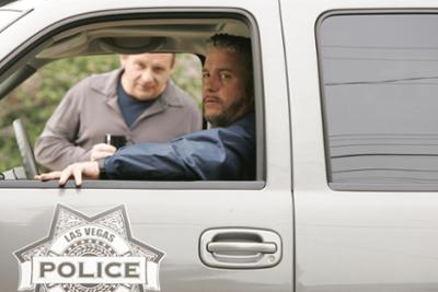 CSI: Den Tätern auf der Spur: Staffel 6, Folge 8: Im Kugelhagel - Teil 2