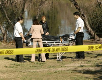 CSI: Miami: Staffel 4, Folge 18: Übung macht den Mörder?