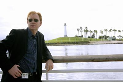CSI: Miami: Staffel 8, Folge 13: Wer das Schwert nimmt, wird durch das Schwert umkommen