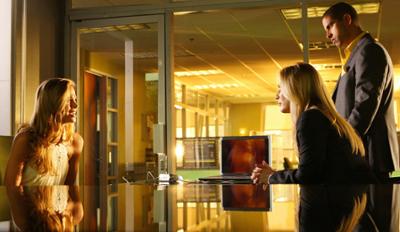 CSI: Miami: Staffel 7, Folge 21: Schönheit hat ihren Preis