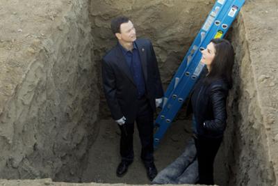 CSI: New York: Staffel 8, Folge 6: Offenes Grab CSI: New York: Staffel 8, Folge 6: Offenes Grab