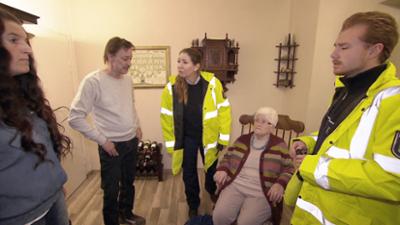 Der Blaulicht Report: Folge 81: Supermarkt-Baby deckt Beziehungsdrama auf