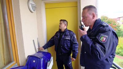 Der Blaulicht Report: Folge 7: Haftbefehl deckt schockierende Lebensumstände auf