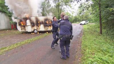 Der Blaulicht Report: Folge 41: Brennender Wohnwagen enthüllt Verzweiflungstat
