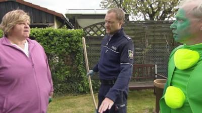 Der Blaulicht Report: Folge 6: Sitzstreik enthüllt heimtückisches Verbrechen