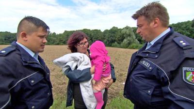 Der Blaulicht Report: Folge 50: Baby auf Hochsitz gefunden