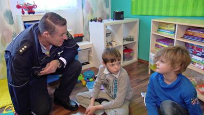 Der Blaulicht Report: Folge 44: Fremder Junge in Kinderzimmer