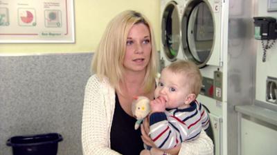 Der Blaulicht Report: Folge 48: Frau findet Baby in Waschsalon