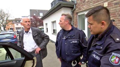 Der Blaulicht Report: Taxifahrer soll Baby allein befördern / Ultraschallbild bringt Mann in Erklärungsnot