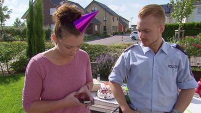 Der Blaulicht Report: Folge 28: Pinker Kinderrucksack verhindert Entführung