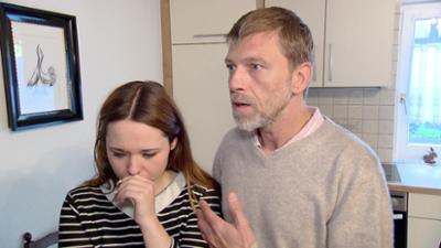 Der Blaulicht Report: Werdender Vater rastet in Krankenhaus aus / Randalierende Mutter klärt Mord auf