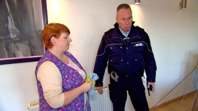 Der Blaulicht Report: Folge 5: Putzfrau findet Blutlache
