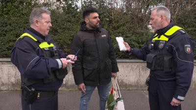 Der Blaulicht Report: Folge 40: Tag der offenen Tür / Ein anonymer Hinweis