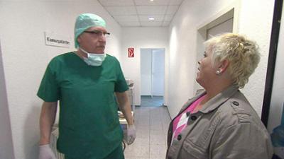 Familien im Brennpunkt: Folge 2: Unsensibler Zahnarzt behandelt Familie von oben herab