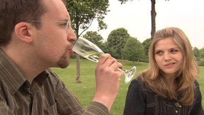 Familien im Brennpunkt: Folge 43: Eltern wollen Tochter mit guter Partie verheiraten