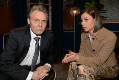 GZSZ: Folge 8514: Wer sich liebt, der schützt sich