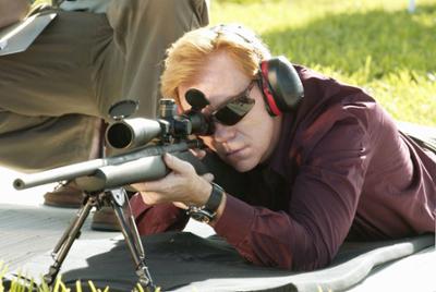 CSI: Miami: Staffel 1, Folge 9: Der Heckenschütze CSI: Miami: Staffel 1, Folge 9: Der Heckenschütze