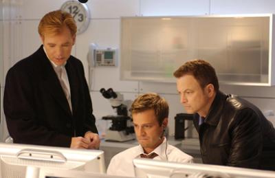 CSI: Miami: Staffel 2, Folge 23: Spurensuche in New York